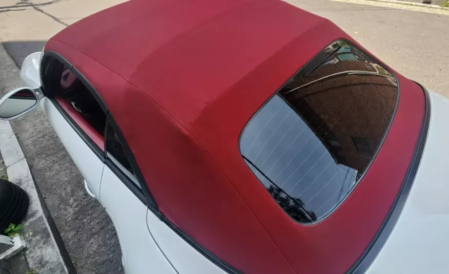 Porsche 911 2010 г. (белый)