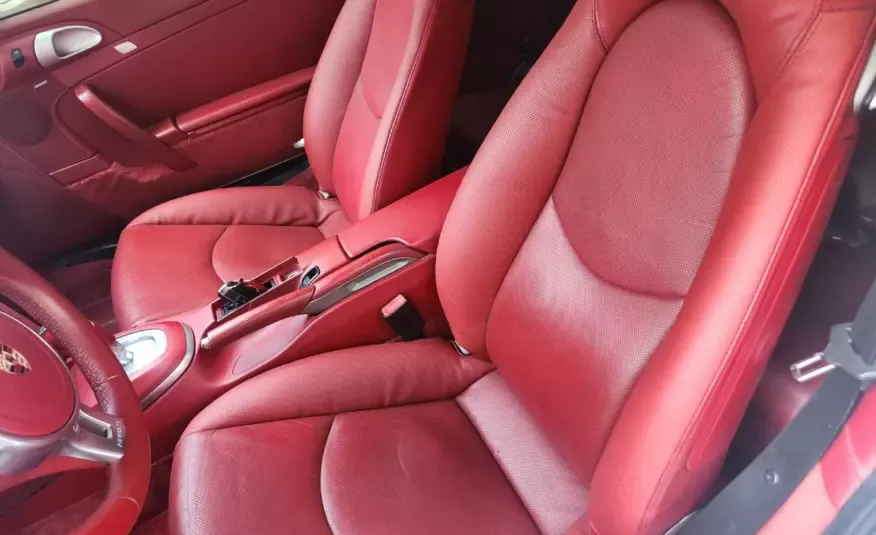 Porsche 911 2010 г. (белый)