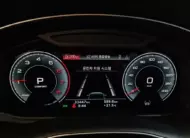 Audi Q7 2023 г. (серый цвет)