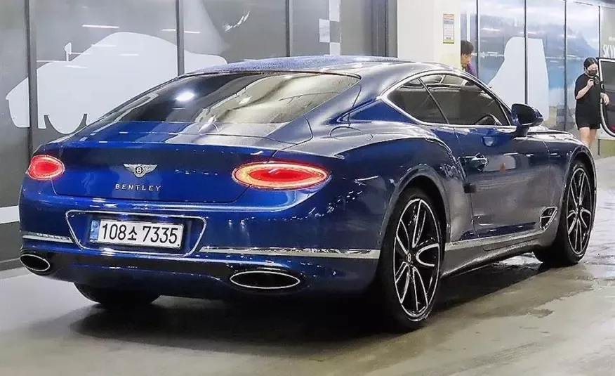 Bentley Continental 2020 г. (синий)