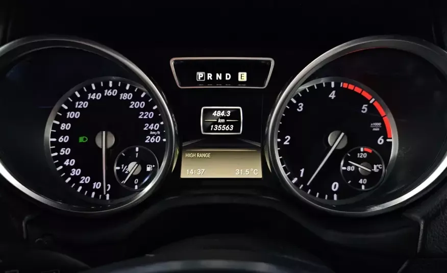 Mercedes-Benz G-Class 2015 г. (черный)