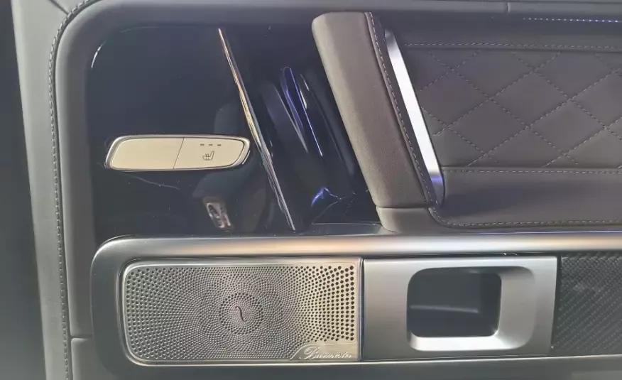 Mercedes-Benz G-Class 2022 г. (золото)