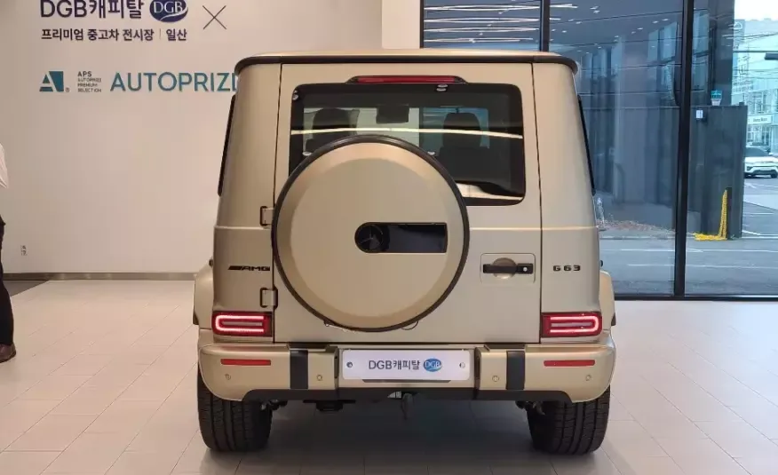 Mercedes-Benz G-Class 2022 г. (золото)