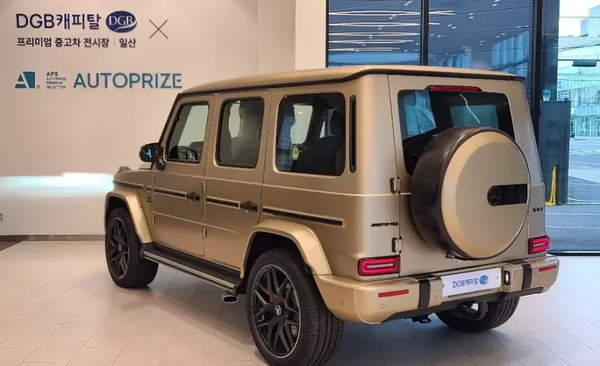 Mercedes-Benz G-Class 2022 г. (золото)