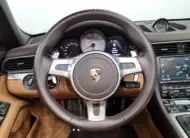 Porsche 911 2016 г. (белый)