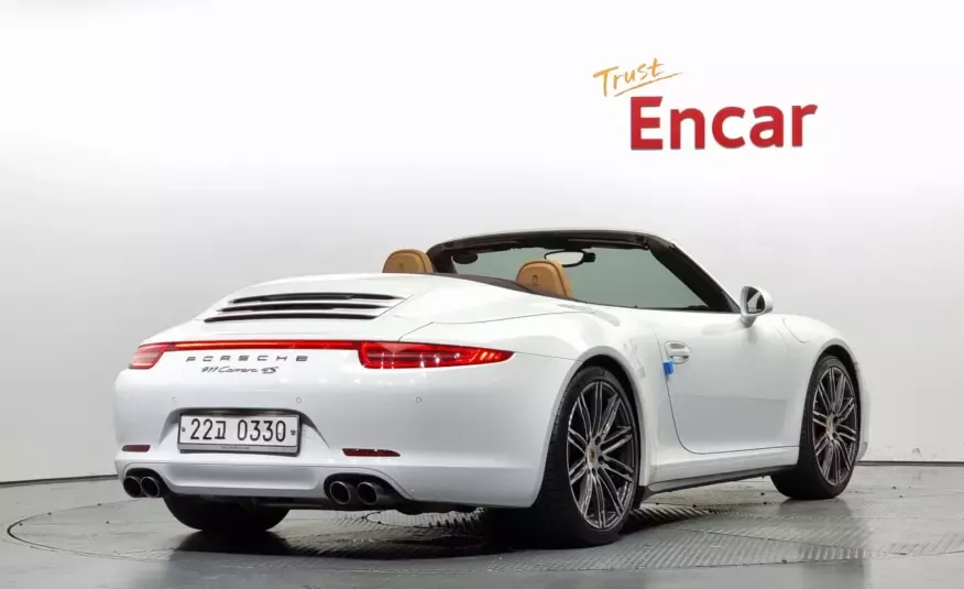 Porsche 911 2016 г. (белый)
