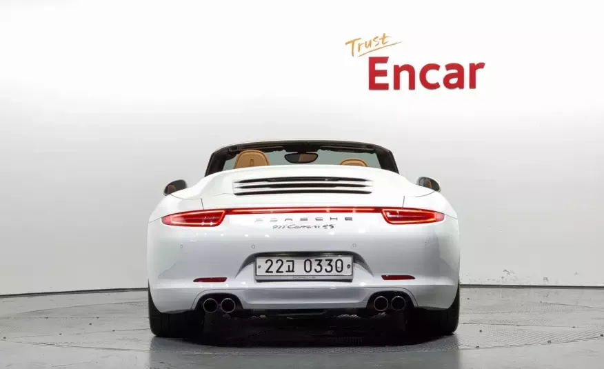 Porsche 911 2016 г. (белый)