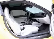 Porsche 911 2023 г. (желтый)