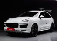 Porsche CAYENNE 2016 г. белый фотография
