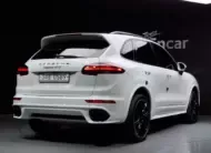 Porsche CAYENNE 2016 г. (белый)
