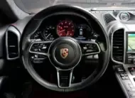 Porsche CAYENNE 2016 г. (белый)