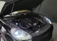 Porsche CAYENNE 2016 г. (черный)