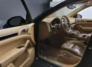 Porsche CAYENNE 2016 г. (черный)