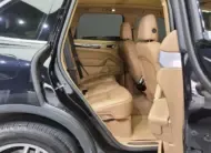 Porsche CAYENNE 2016 г. (черный)
