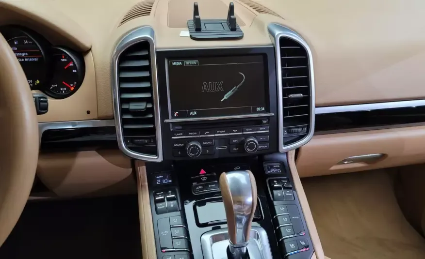 Porsche CAYENNE 2016 г. (черный)