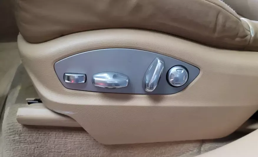 Porsche CAYENNE 2016 г. (черный)