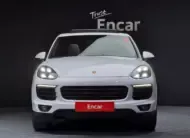 Porsche CAYENNE 2017 г. (белый)