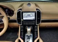 Porsche CAYENNE 2017 г. (белый)