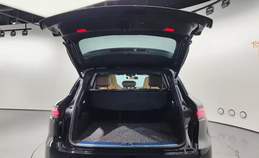 Porsche CAYENNE 2019 г. (черный)