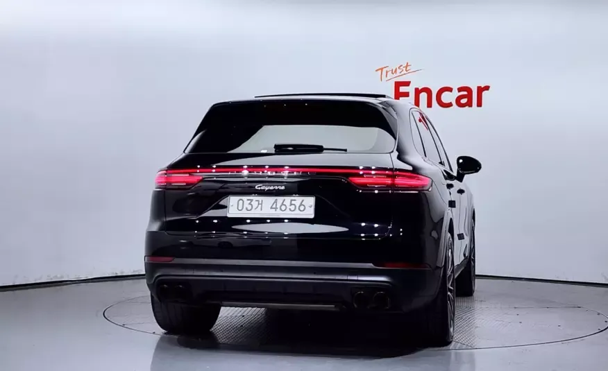 Porsche CAYENNE 2019 г. (черный)