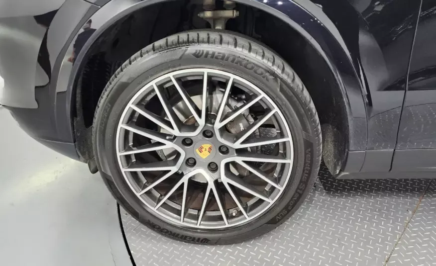 Porsche CAYENNE 2019 г. (черный)