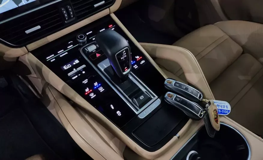 Porsche CAYENNE 2019 г. (черный)