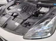 Porsche CAYENNE 2020 г. (белый)