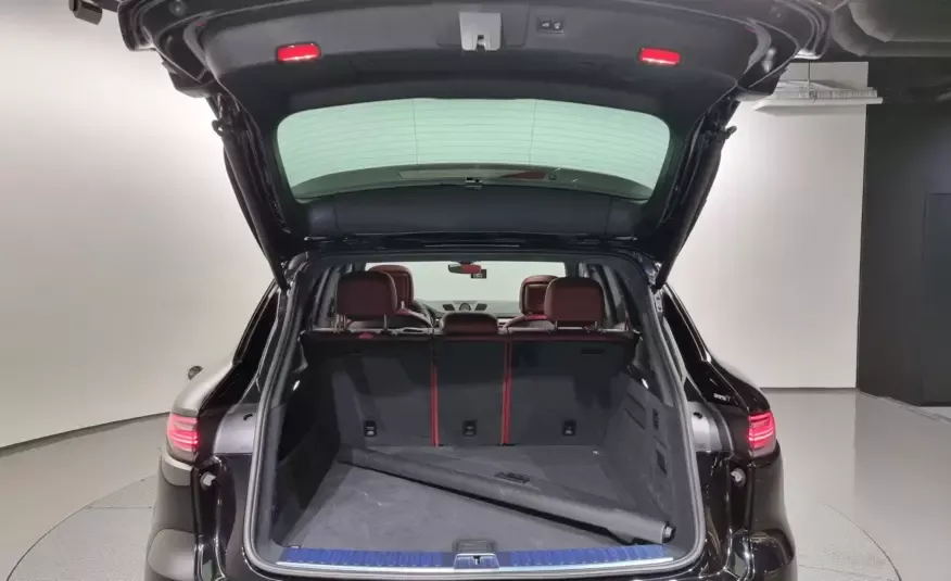 Porsche CAYENNE 2022 г. (черный)