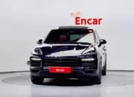 Porsche CAYENNE 2022 г. (черный)