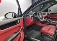 Porsche CAYENNE 2022 г. (черный)