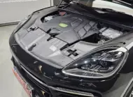 Porsche CAYENNE 2022 г. (черный)