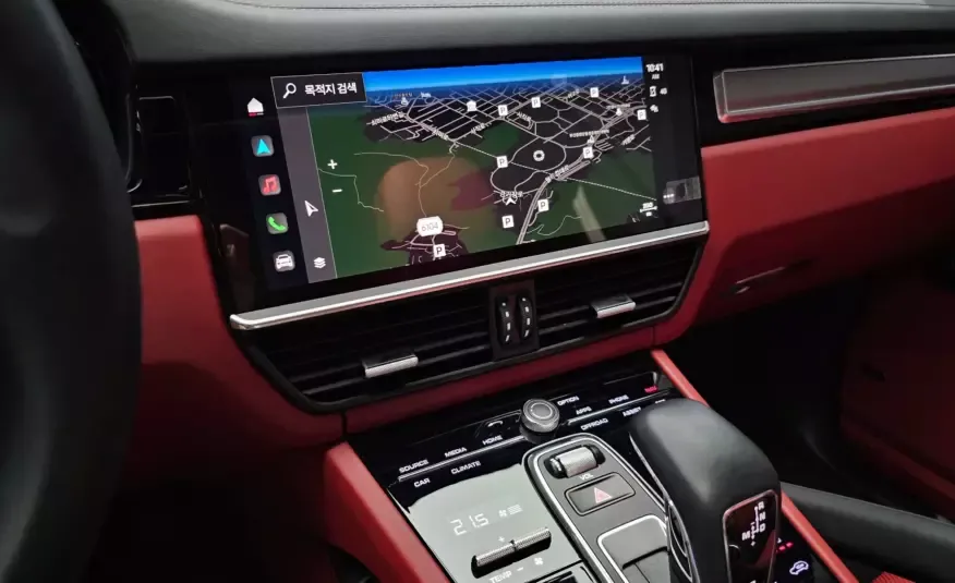 Porsche CAYENNE 2022 г. (черный)