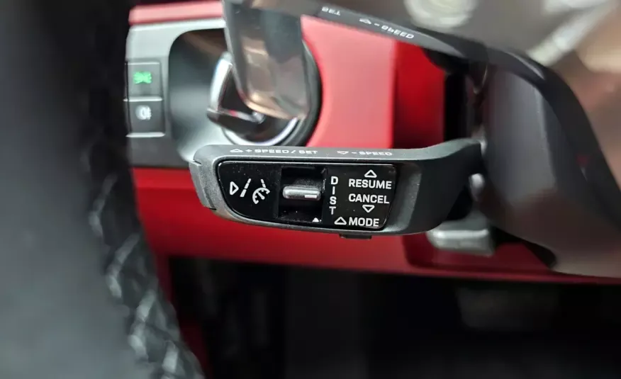 Porsche CAYENNE 2022 г. (черный)