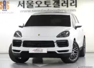 Porsche CAYENNE 2023 г. белый фотография