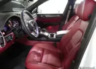 Porsche CAYENNE 2023 г. (белый)