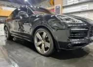 Porsche CAYENNE 2023 г. (черный)