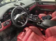 Porsche CAYENNE 2023 г. (черный)