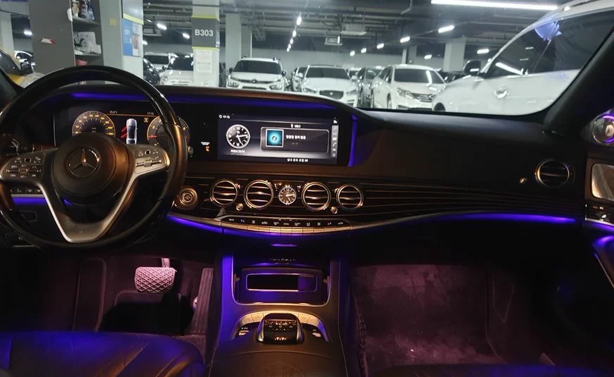 Mercedes-Benz S-Class Maybach S560 4MATIC 2018 года с пробегом 140367 км