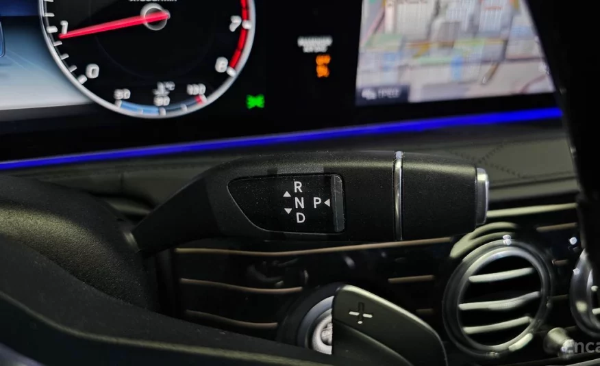 Mercedes-Benz S-Class Maybach S560 4MATIC 2019 года с пробегом 111606 км