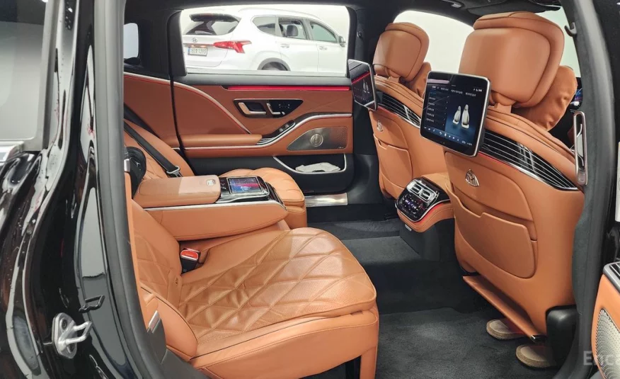 Mercedes-Benz S-Class Maybach S580 4MATIC 2021 года с пробегом 111982 км
