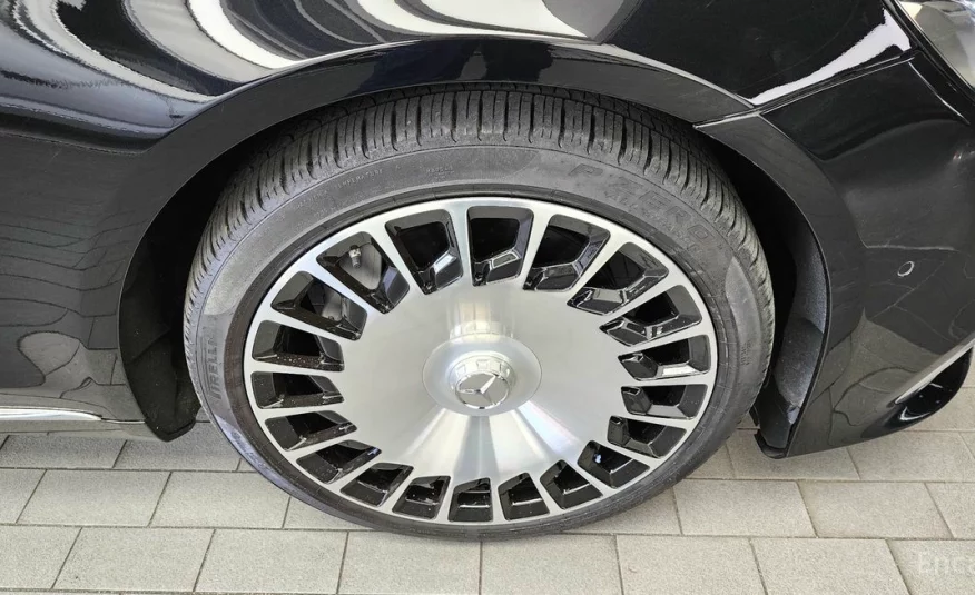Mercedes-Benz S-Class Maybach S560 4MATIC 2018 года с пробегом 103658 км