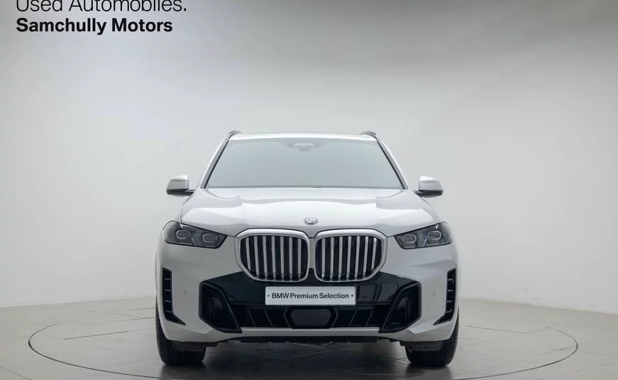 BMW X5 xDrive 40i M Sports 2023 года с пробегом 17817 км