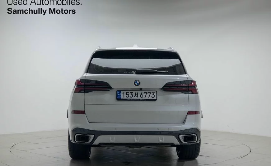 BMW X5 xDrive 40i M Sports 2023 года с пробегом 17817 км
