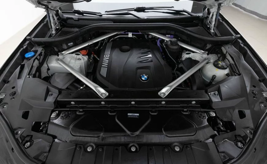 BMW X5 xDrive 40i M Sports 2023 года с пробегом 17817 км
