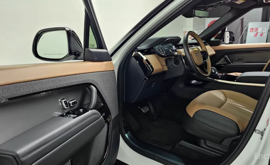 Land Rover Range Rover Sport P360 HSE Dynamic 2024 года с пробегом 3187 км
