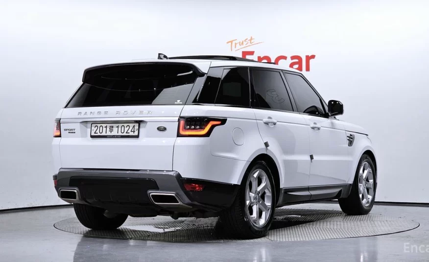 Land Rover Range Rover Sport 3.0 SDV6 HSE 2019 года с пробегом 112859 км
