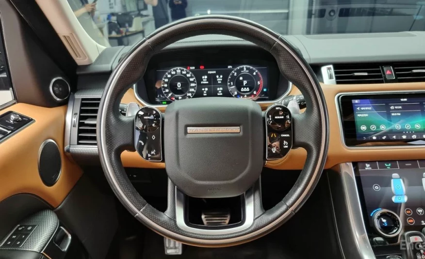 Land Rover Range Rover Sport 3.0 SDV6 HSE Dynamic 2018 года с пробегом 119592 км