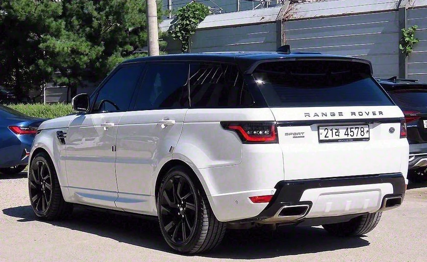 Land Rover Range Rover Sport 3.0 SDV6 HSE Dynamic 2018 года с пробегом 113037 км