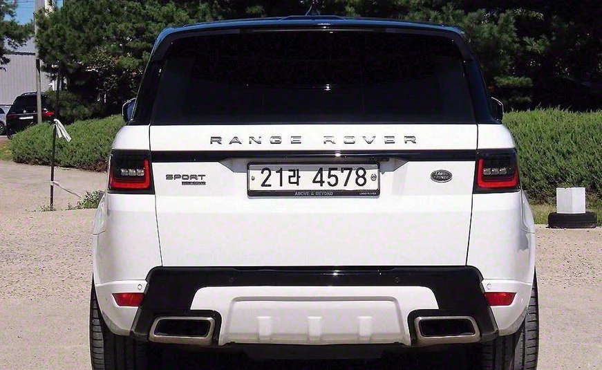 Land Rover Range Rover Sport 3.0 SDV6 HSE Dynamic 2018 года с пробегом 113037 км