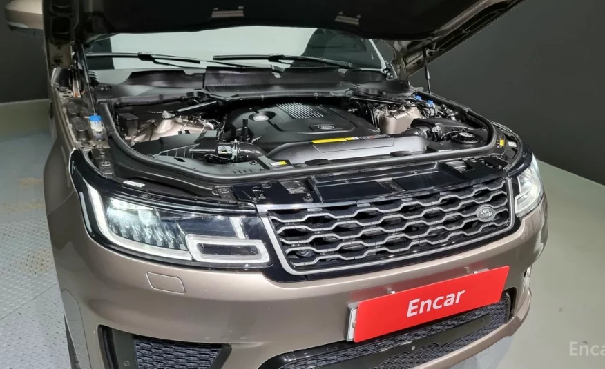 Land Rover Range Rover Sport 3.0 SDV6 HSE Dynamic 2018 года с пробегом 273857 км